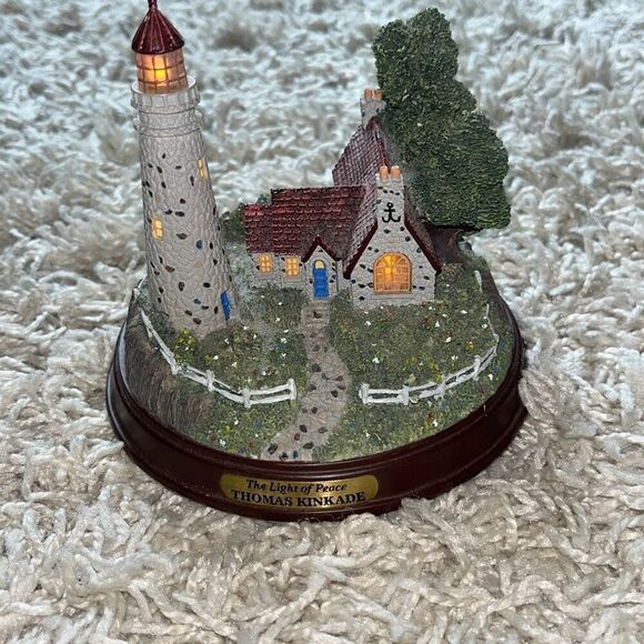 Vintage Thomas Kinkade "The Light of Peace" Lighthouse Figurine (Lights Up) - Picture 1 of 13